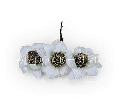 White Flowers with Glitter Pine White Flowers with Glitter Pine