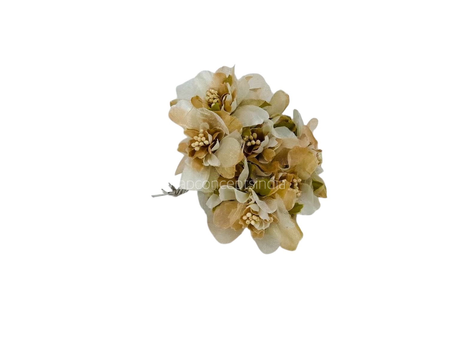 Beige Flowers with Glitter Pollen Beige Flowers with Glitter Pollen